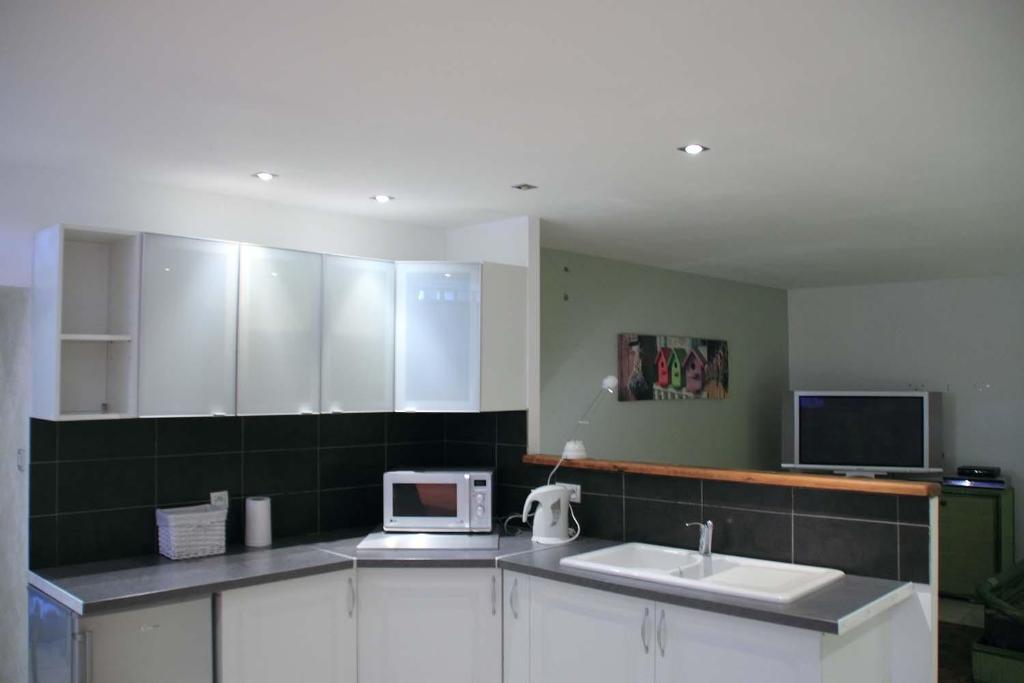 Auberge De Bonpas Logis De France Hotell Avignon Rom bilde